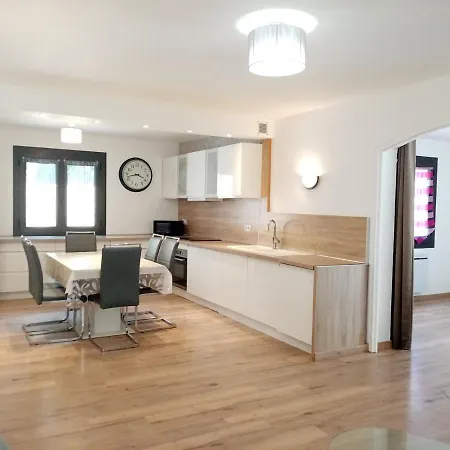 Maison Individuelle Plain Pied Avec En Option Pensez A Valider Votre Reservation Dans Les 24h Apres Votre Demande De Reservation * بيربينيو